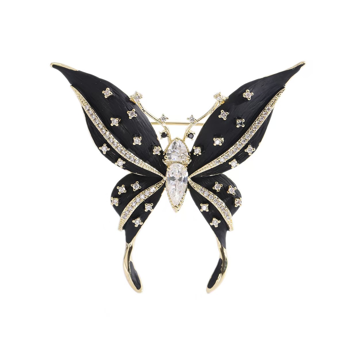 A light luxury design sense Korean-style elegant enamel butterfly brooch, fashionable micro-inlaid zircon pin, clothing coat, corsage Application Scenario