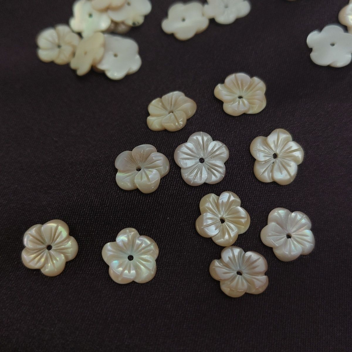  10MM天然粉贝壳中孔五瓣花海贝手工 发簪材料
