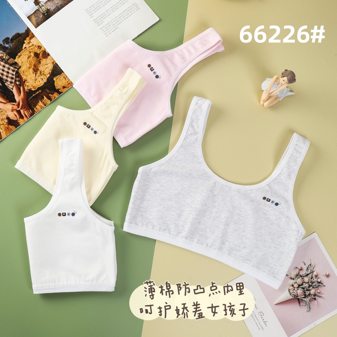 Teenage girls' underwear for the first stage, cotton-padded cotton-padded vest for primary and junior high school students, thin pullover student vest full figure