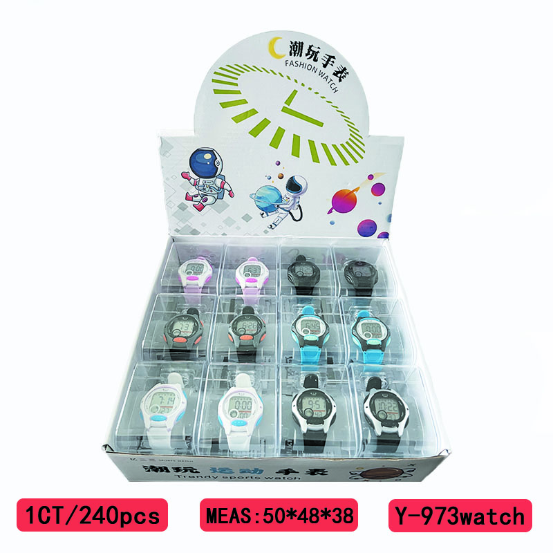 The YITONG basic electronic watch from YITONG is cost-effective, durable and worry-free. It is specially designed for students to wear in class and daily life. The Y-973 basic electronic watch is a round, colorful, waterproof and luminous sports watch for both men and women, and is a trend Application Scenario
