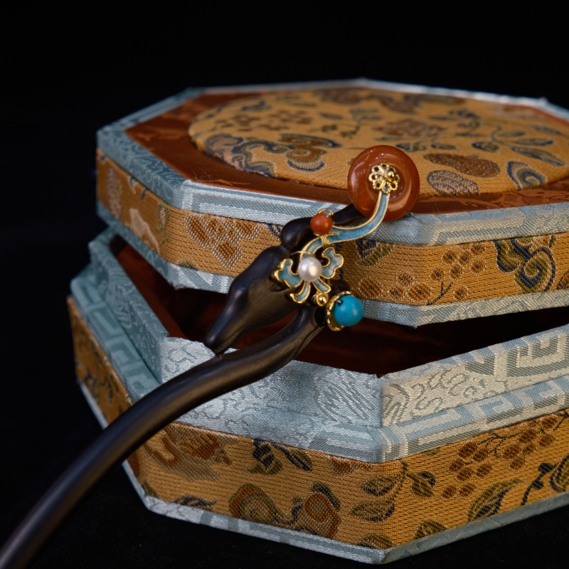 发簪/发簪复古风/汉服配饰/古装/红色发簪产品图