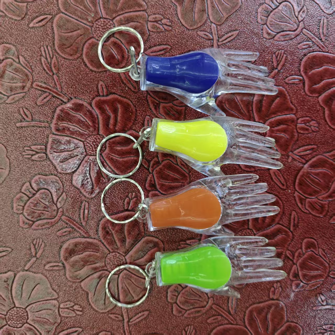 Multi-functional key chain light, colored plastic, women's hand-shaped key chain, Year of the Horse acrylic pendant, small hand pendant, key chain, creative and personalized key accessories manufacturer wholesale details Picture