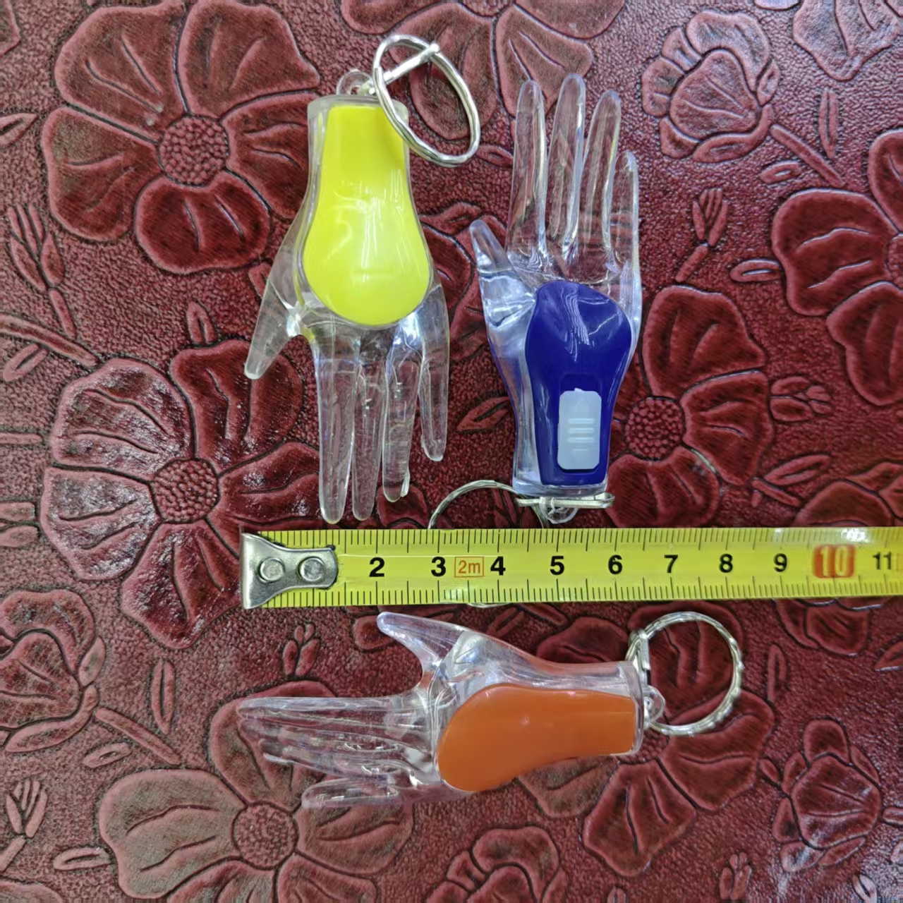 Multi-functional key chain light, colored plastic, women's hand-shaped key chain, Year of the Horse acrylic pendant, small hand pendant, key chain, creative and personalized key accessories manufacturer wholesale Item Picture
