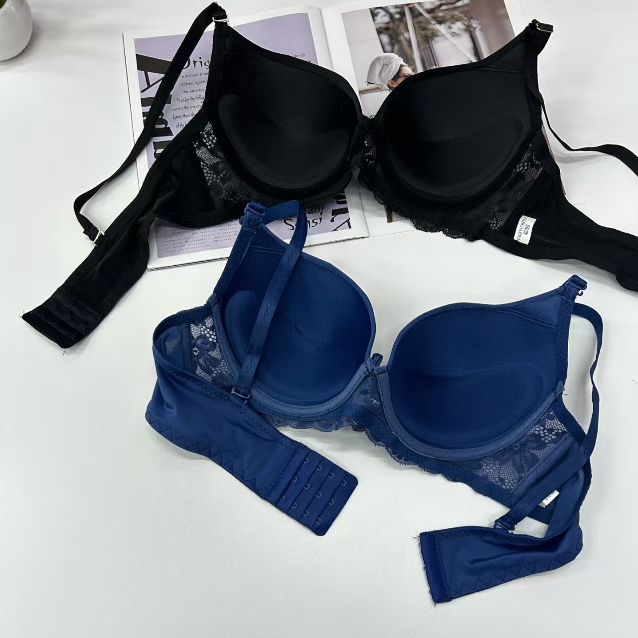 2702# Export to the Middle East and Africa in stock sexy women's bras, lift and gather comfortable and breathable sports bras for women, QNI Specification drawing