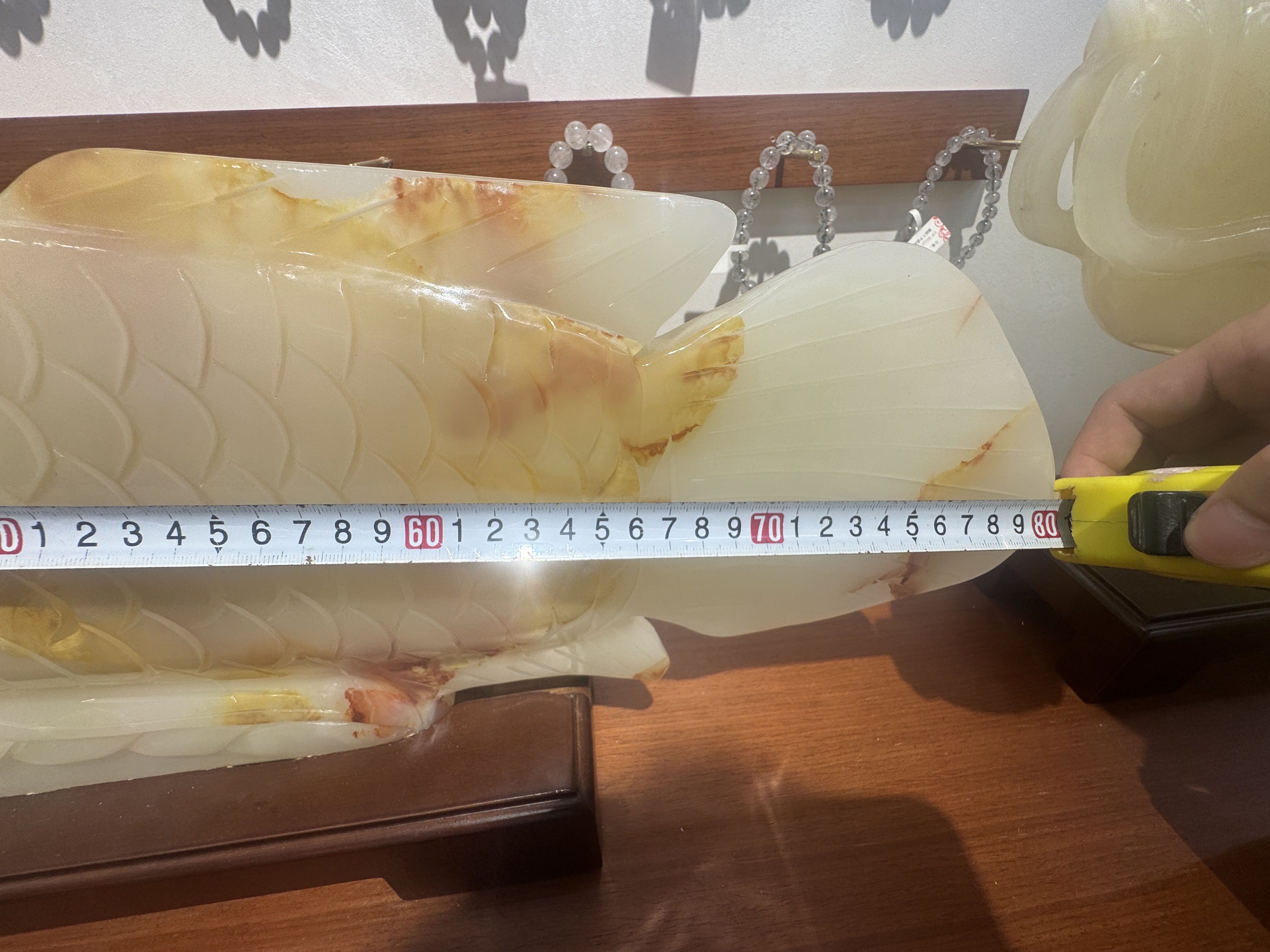 Afghan jade koi fish, handcrafted wooden decorative items, multi-purpose home furnishings Application Scenario