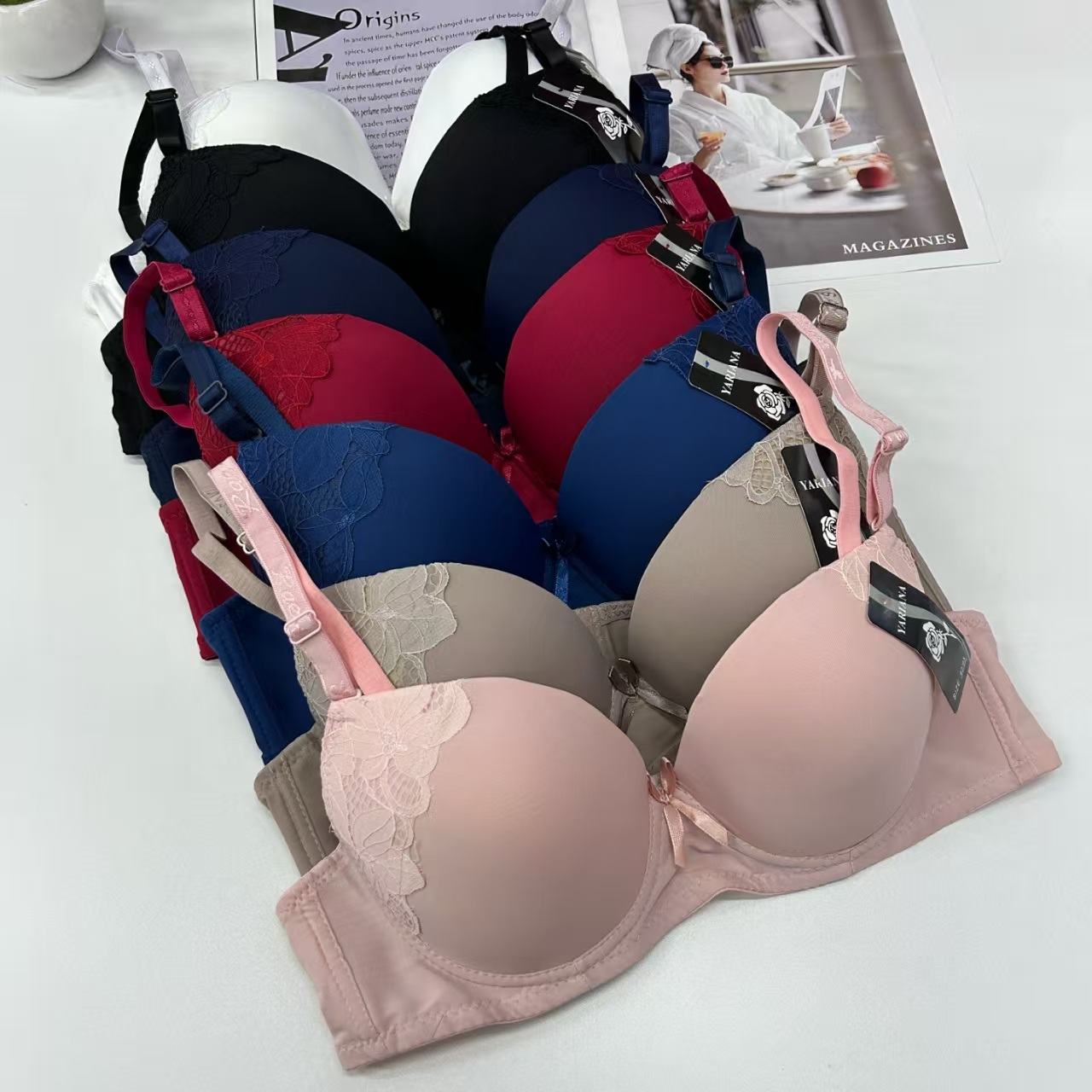 2701# Export to the Middle East and Africa in stock Sexy women's bras, lift and gather comfortable and breathable sports bras for women, QNI full figure