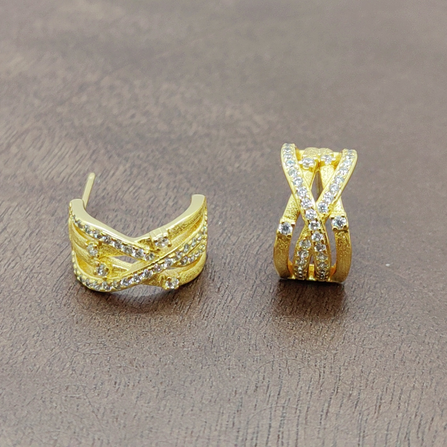 Oro blanco zirconia temperamento orejeras agujas plateadas Item Picture