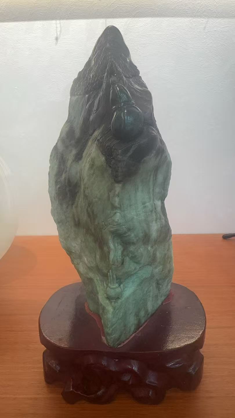 Dushan jade belt certificate, jade handicrafts, jade vintage jade ornaments, gifts, furniture, office mood and atmosphere display items Application Scenario