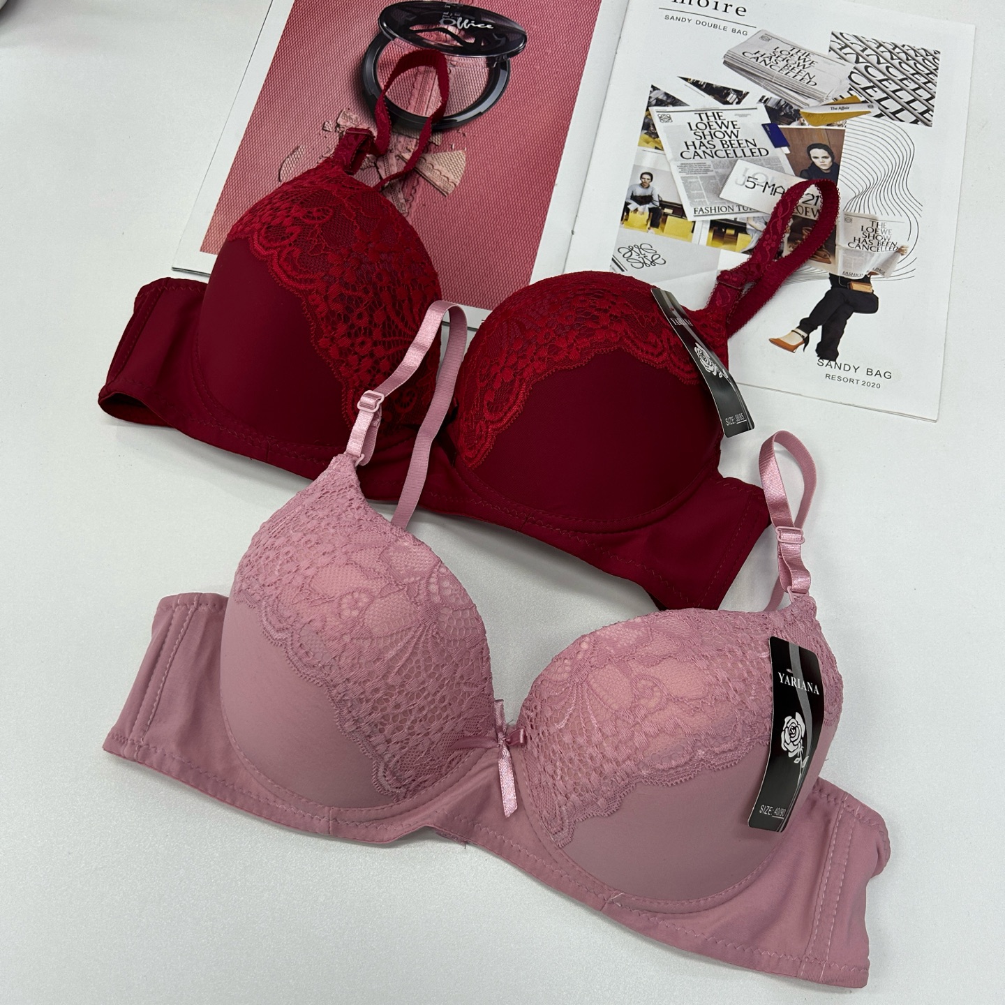 A2# Export to the Middle East and Africa in stock sexy women's bras, lift and gather comfortable and breathable sports bras for women, QNI Item Picture
