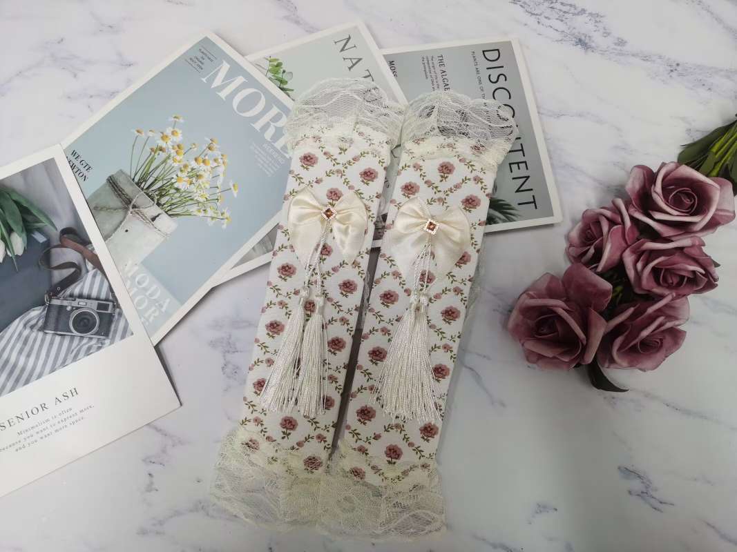 Pastoral floral refrigerator handle gloves, European-style refrigerator dust-proof and anti-static home door handle gloves, creative double-door refrigerator covers Application Scenario