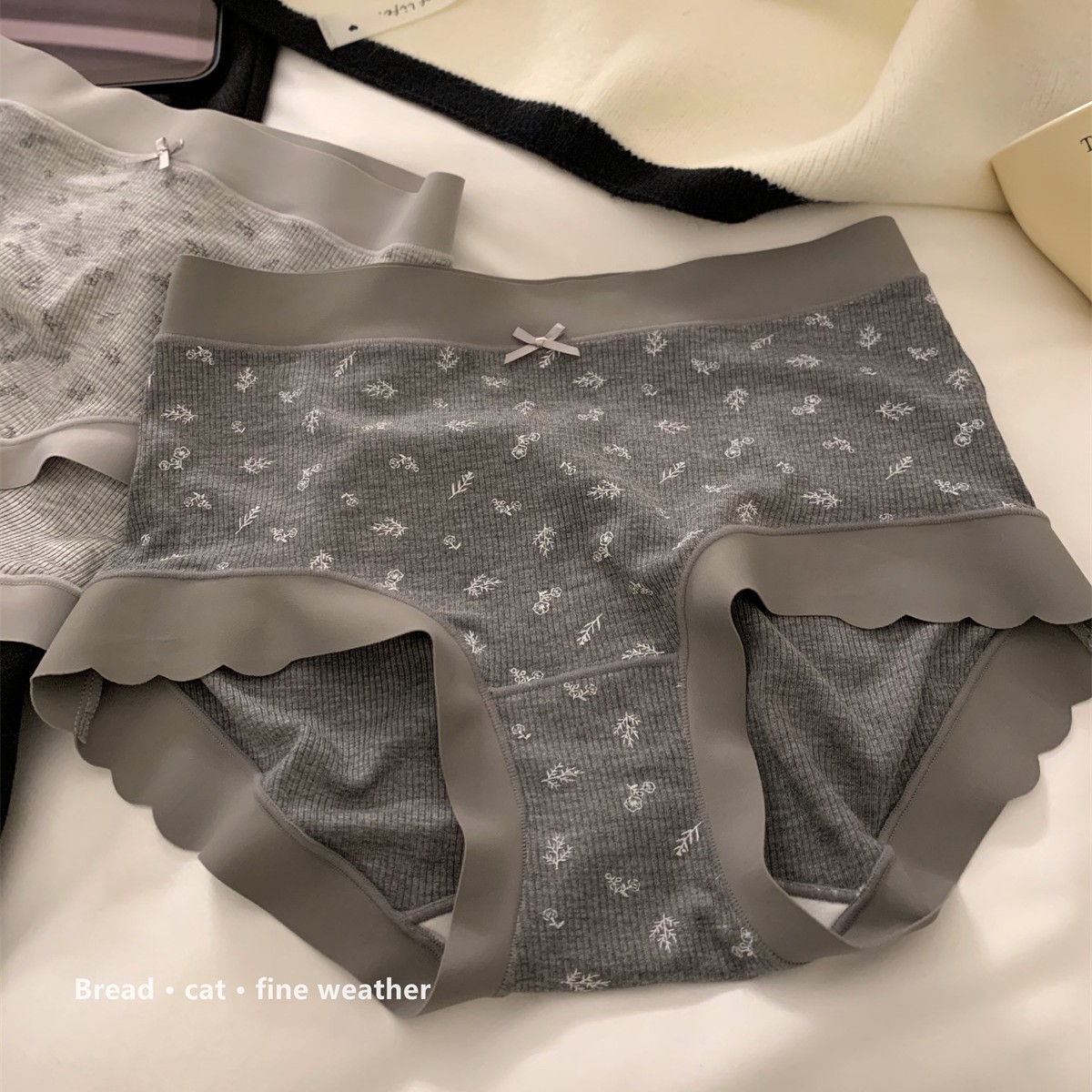 Seamless underwear for women, pure cotton, all-cotton antibacterial crotch, new thin and breathable women's triangular pants for autumn and winter Specification image