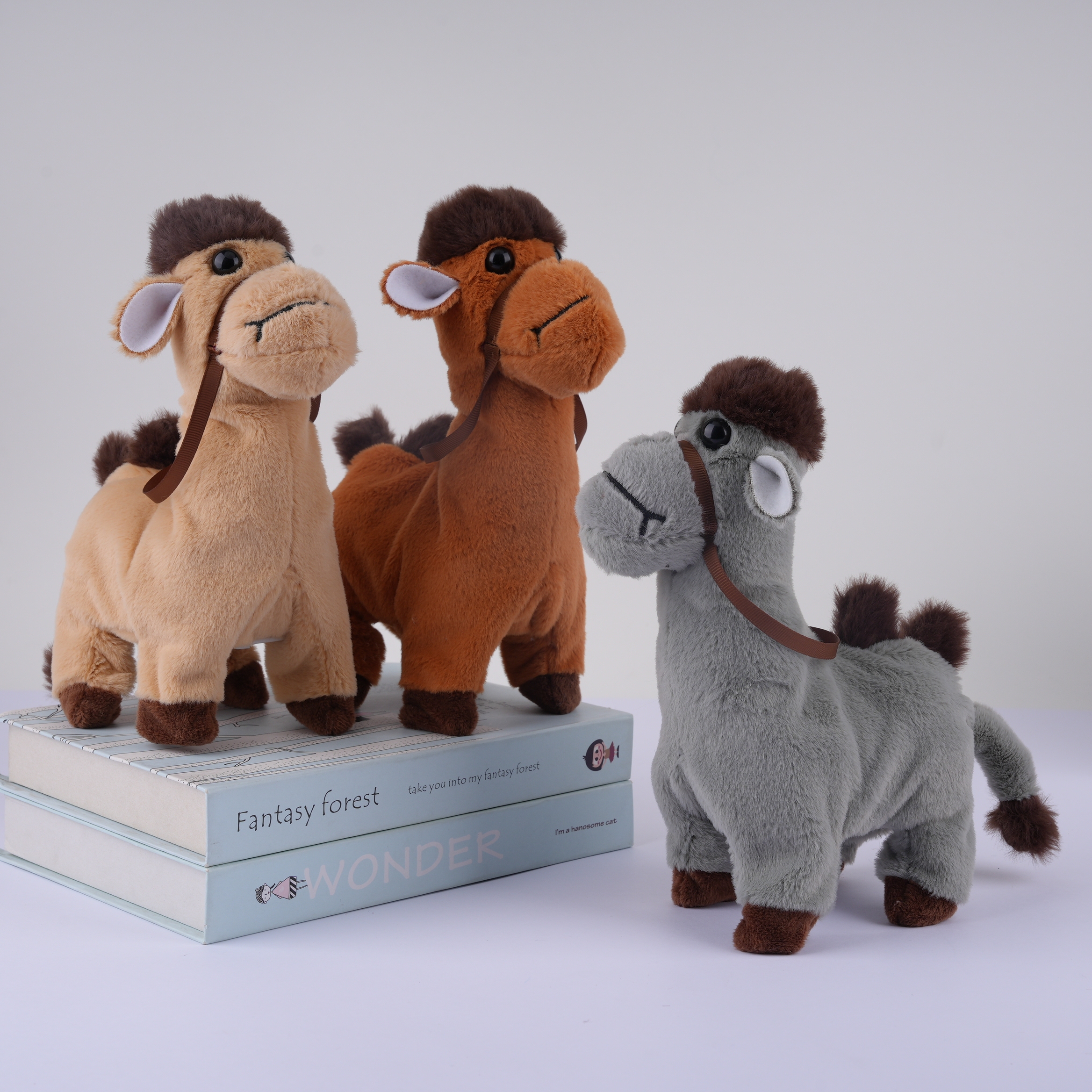 电动毛绒玩具仿真动物骆驼会唱歌会走儿童玩具玩偶跨境外贸爆款玩具