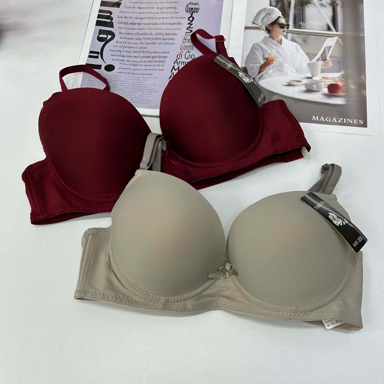 1282# Export to the Middle East and Africa in stock sexy women's bras, lift and gather comfortable and breathable sports bras for women, QNI Application Scenario