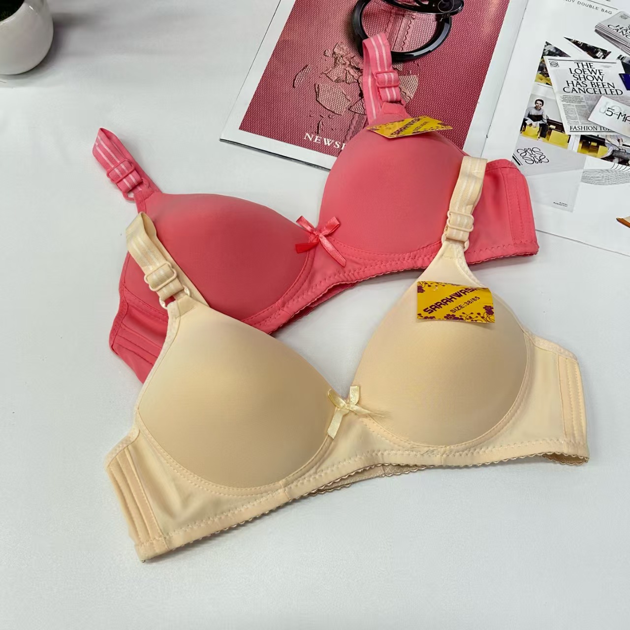 2400# Export to the Middle East and Africa in stock sexy women's bras, lift and gather comfortable and breathable sports bras for women, QNI details Picture