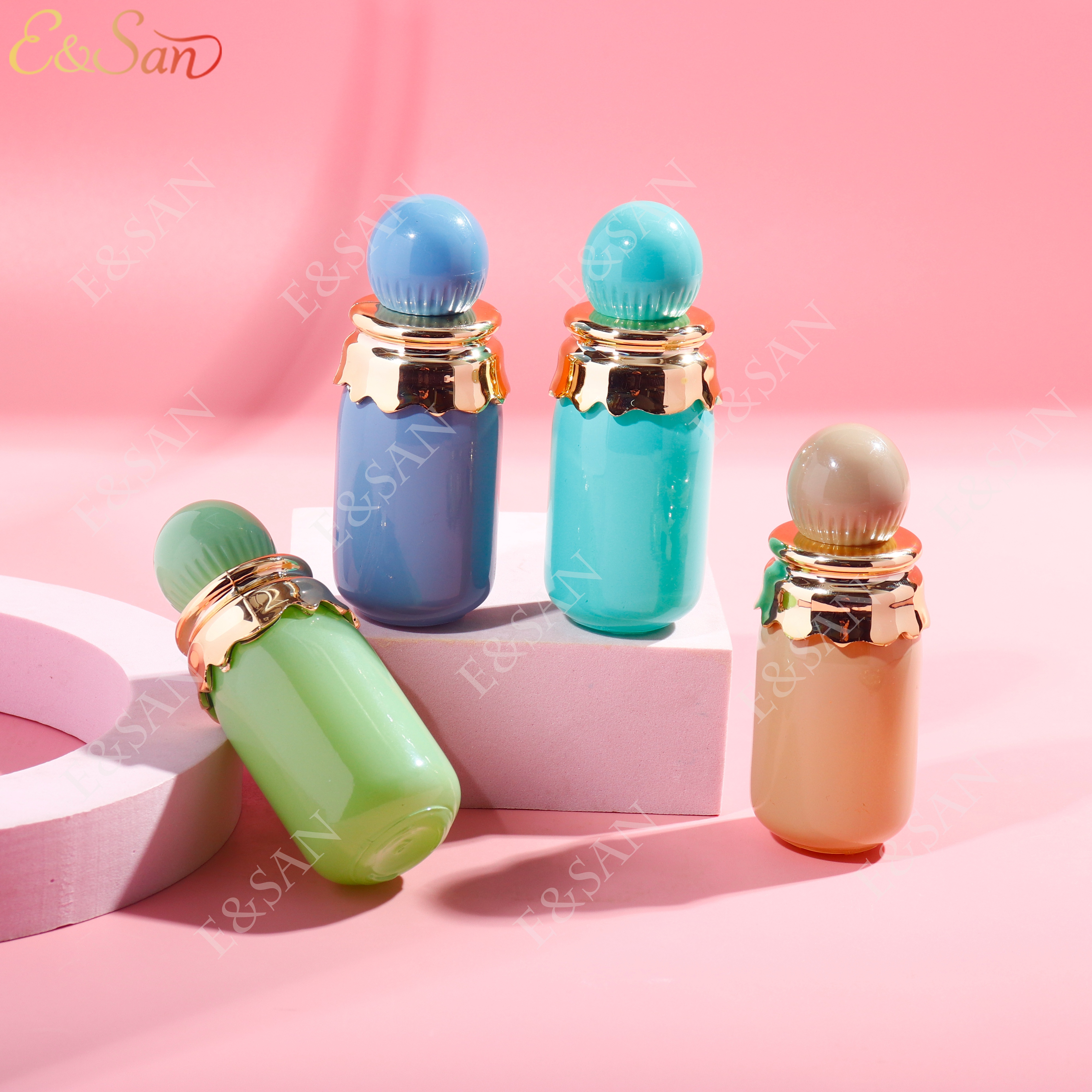 饮料玻璃瓶实物图