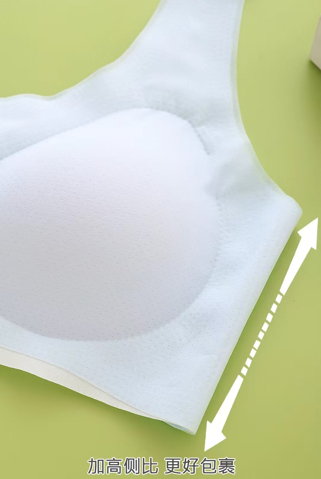 Underwear for teenage girls' growth period, student sports vests, seamless, high school girls' adolescence, two-piece fixed cup vests Application Scenario