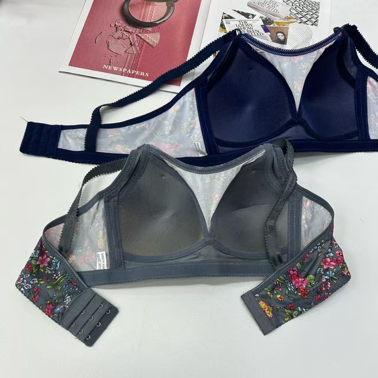 7503# Export to the Middle East and Africa in stock sexy women's bras, lift and gather comfortable and breathable sports bras for women, QNI Application Scenario