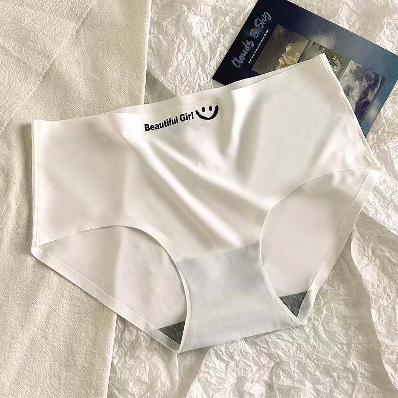 3014# Export to the Middle East and Africa, stock of women's ice silk briefs. Women's briefs are sexy, comfortable and can lift the buttocks. QNI details Picture