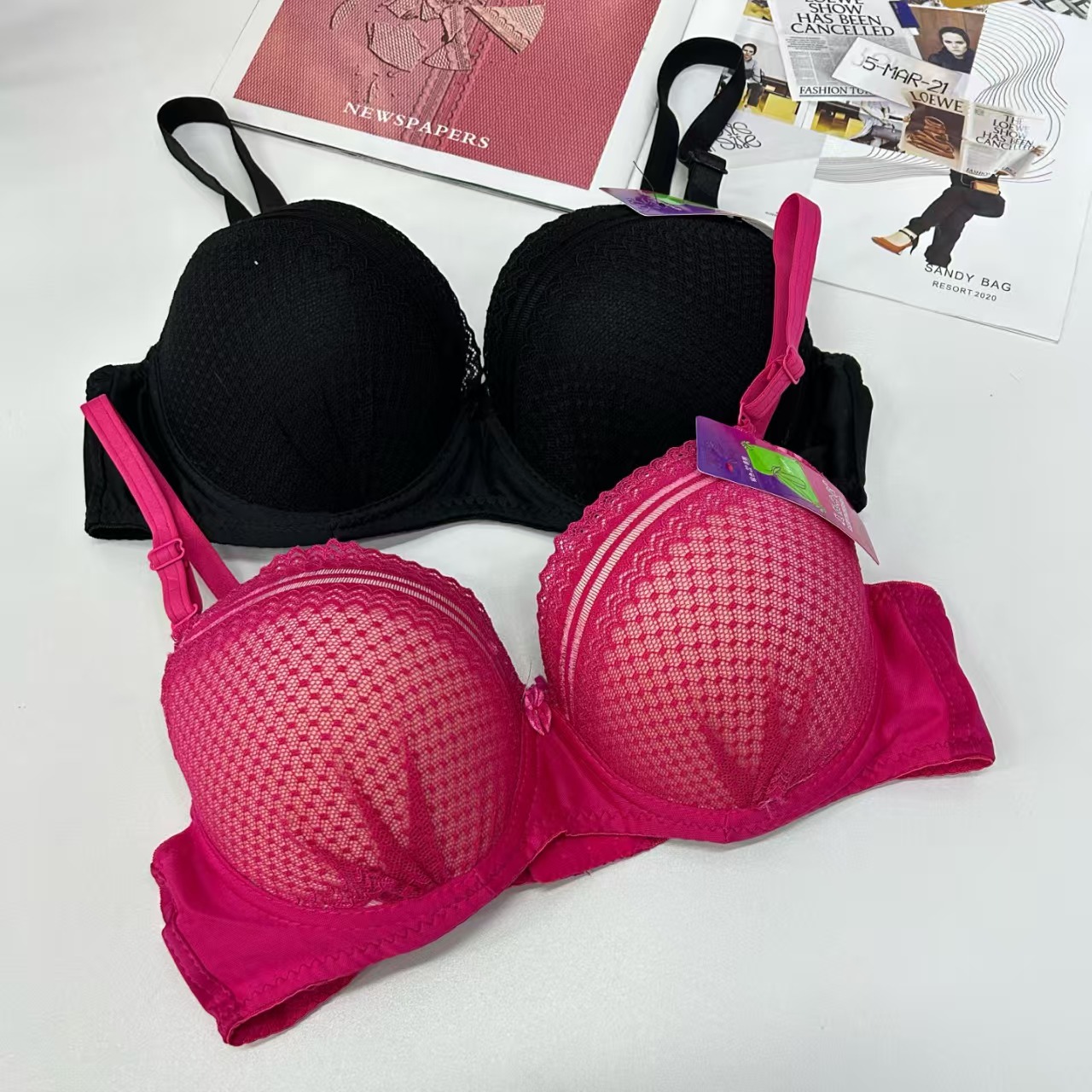 347# Export to the Middle East and Africa in stock sexy women's bras, lift and gather comfortable and breathable sports bras for women, QNI details Picture