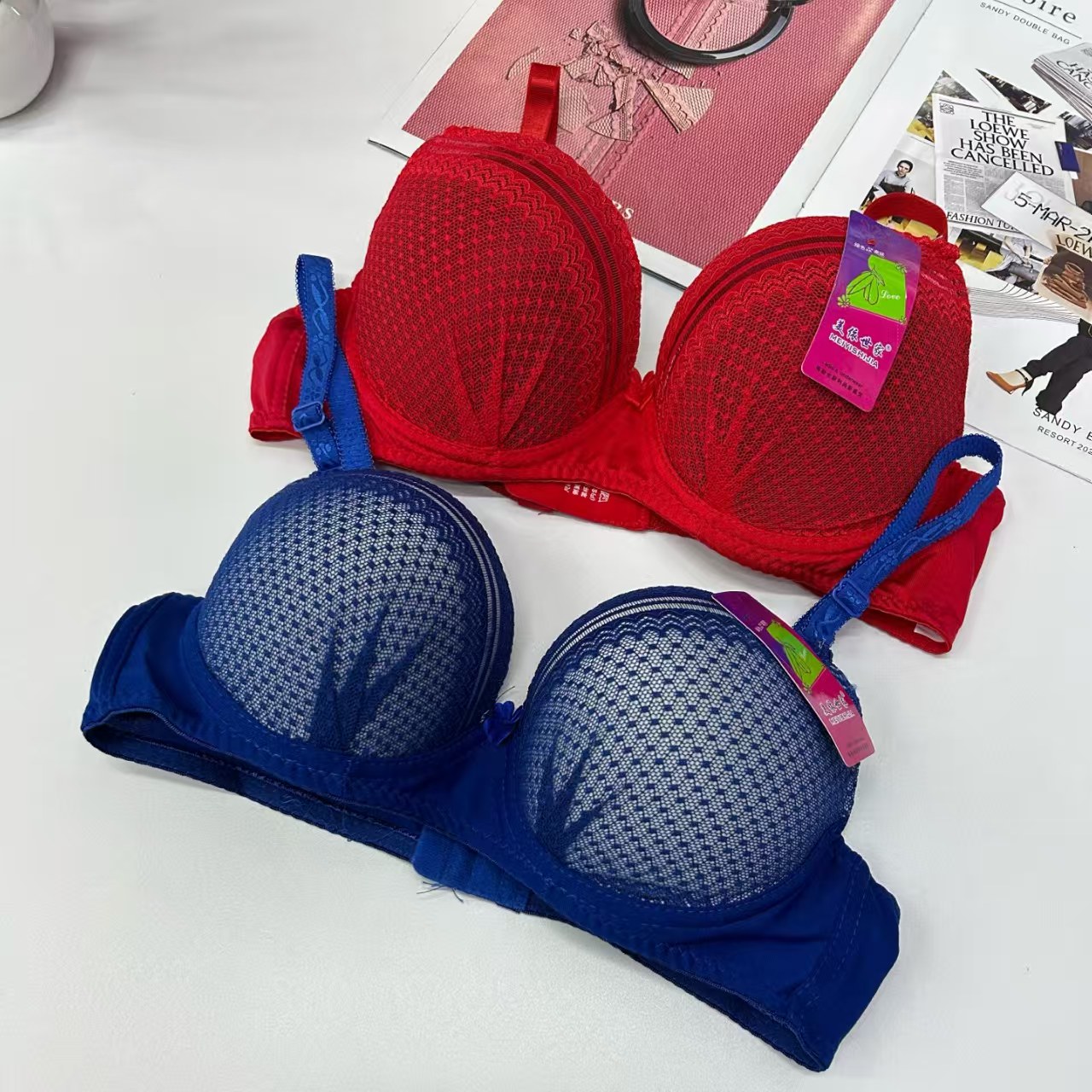 347# Export to the Middle East and Africa in stock sexy women's bras, lift and gather comfortable and breathable sports bras for women, QNI Specification drawing
