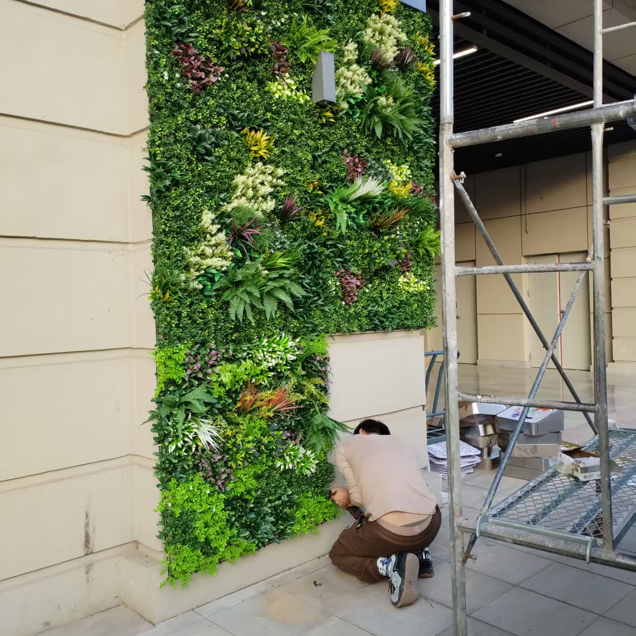 Export of artificial plant walls, artificial turf, green plant walls, plastic false backgrounds, wall-hung decorations, artificial turf walls, green plant decorations, and artificial green plant walls