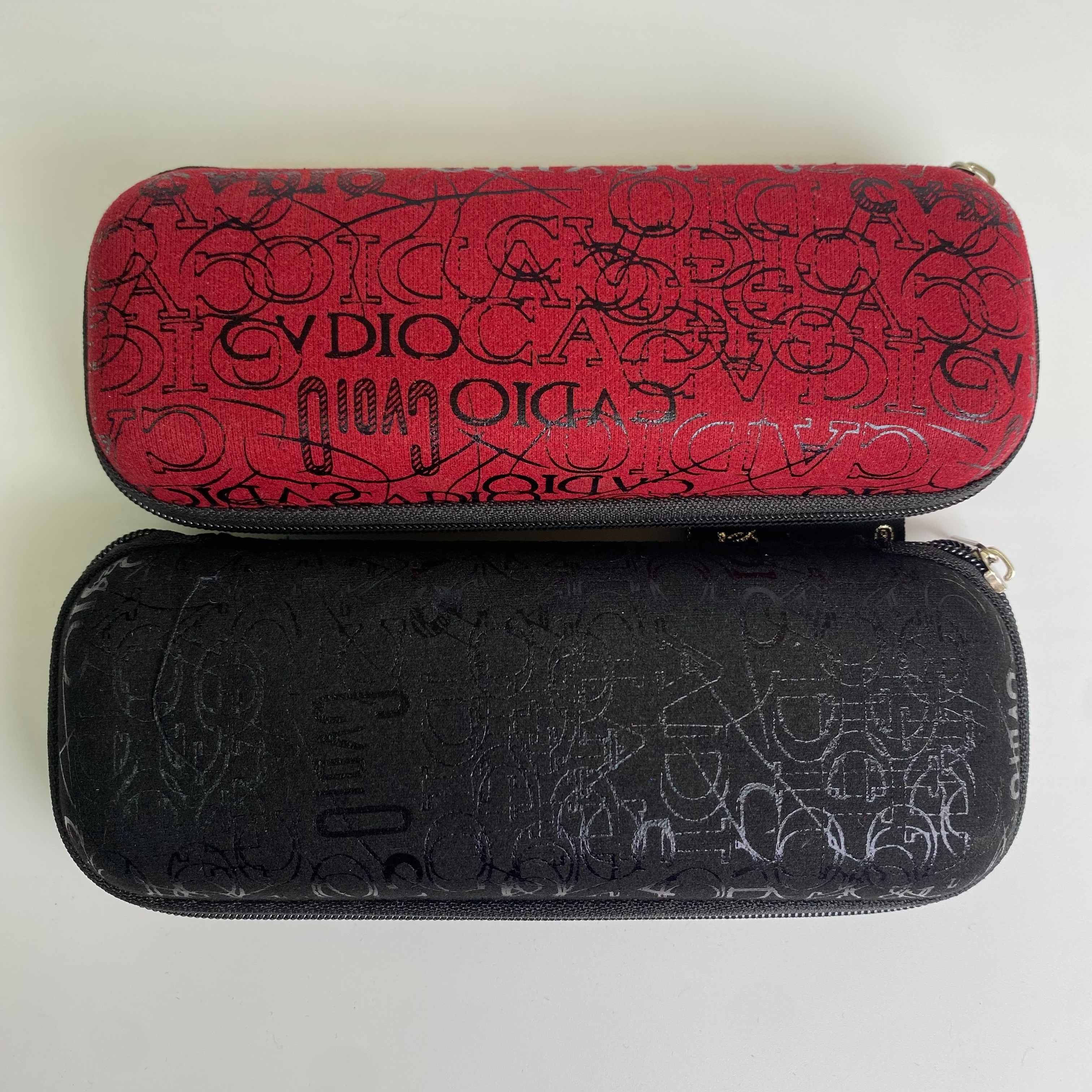 Velvet letter reading glasses, optical glasses, zipper glasses case full figure