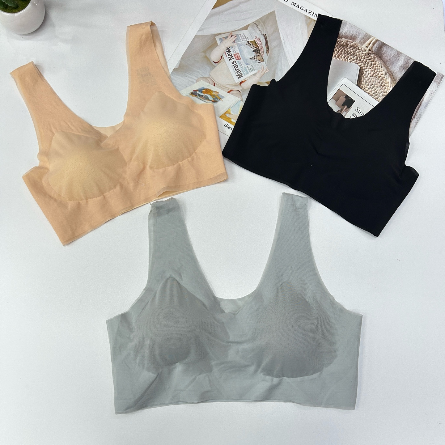 4416# Stock Ladies' beautiful back broadband vest, sexy and seamless bra, skin-hugging, light and breathable, detachable breast pad, export to the Middle East and Africa, QNI Item Picture