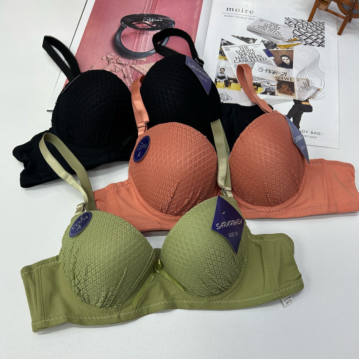 X0128# Export of Middle East and Africa bras, sexy women's bras, small size bras with underwire, lace cup-shaped solid color women's bras, QNI Specification drawing