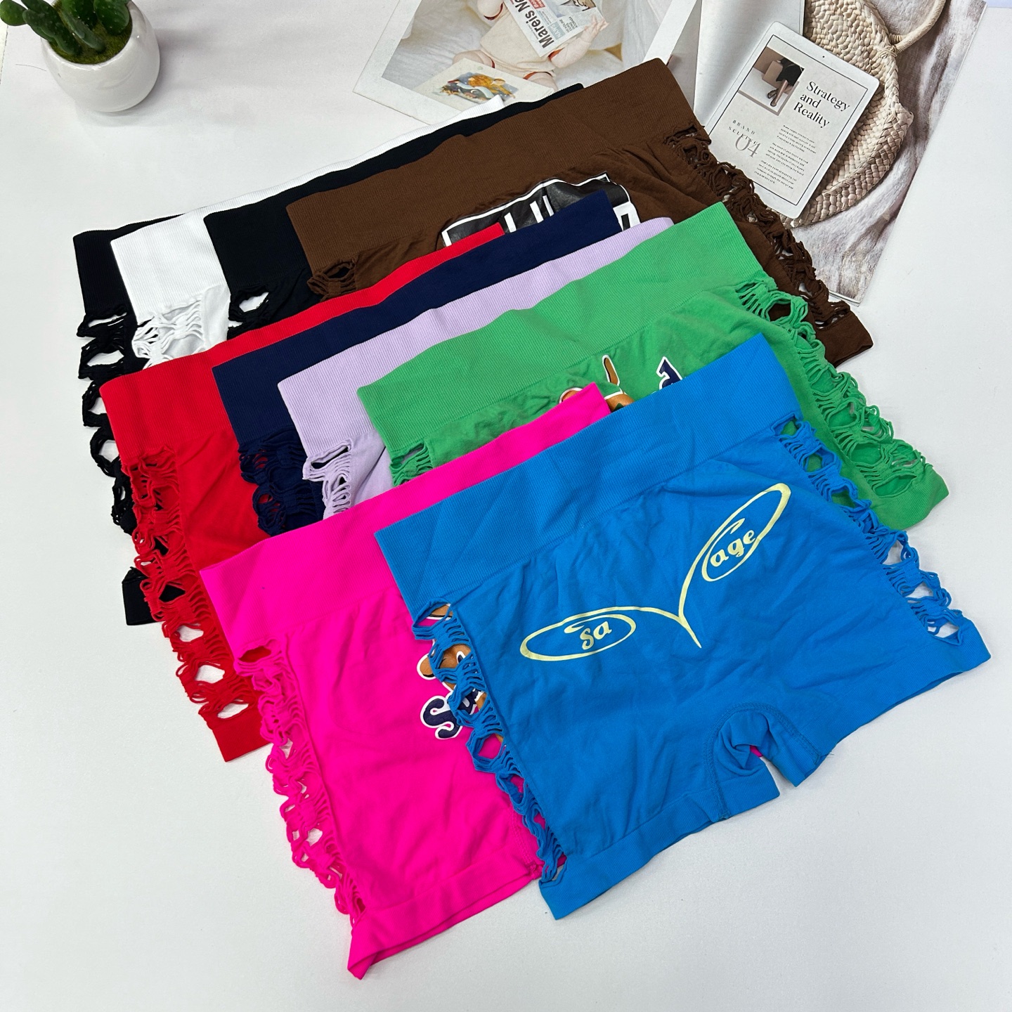 019#打底裤热销印花镂空性感瑜伽裤女士健身运动紧身四角短裤高弹力健身裤内衣外贸出口中东非洲打底裤QNI