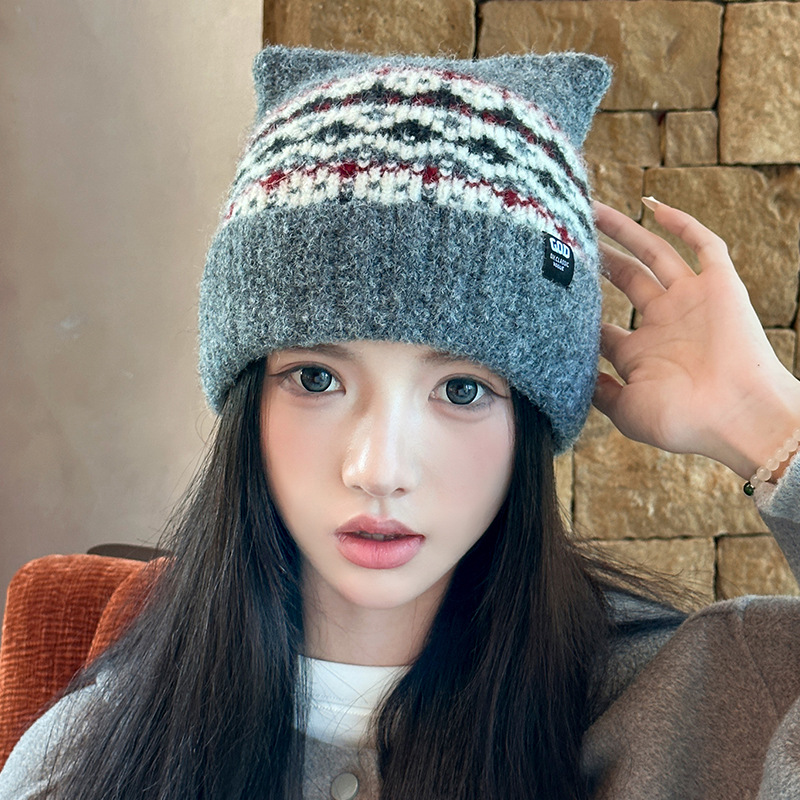New cute antler knitted cap for women's autumn and winter warmth woolen cap with velvet ear-protecting pullover hat Specification image