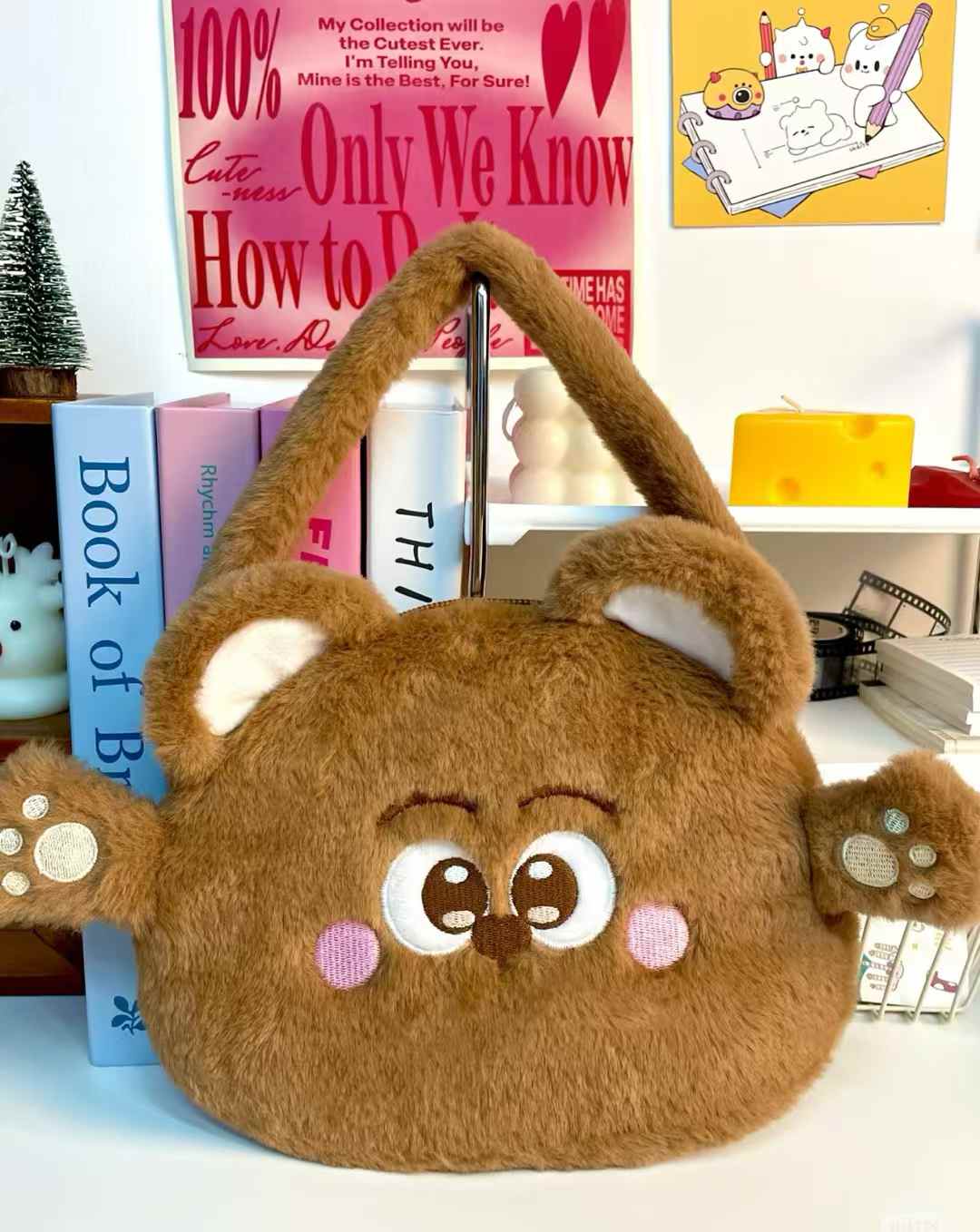 Cute and adorable plush bag, with cute expression design, paired with a retro background, fashionable and soothing. details Picture