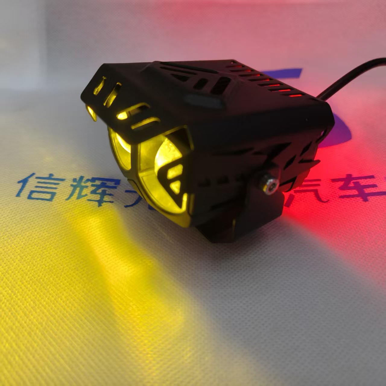 五模式摩托车射灯LED强光灯双透镜辅助灯带天使眼爆闪电动车大灯