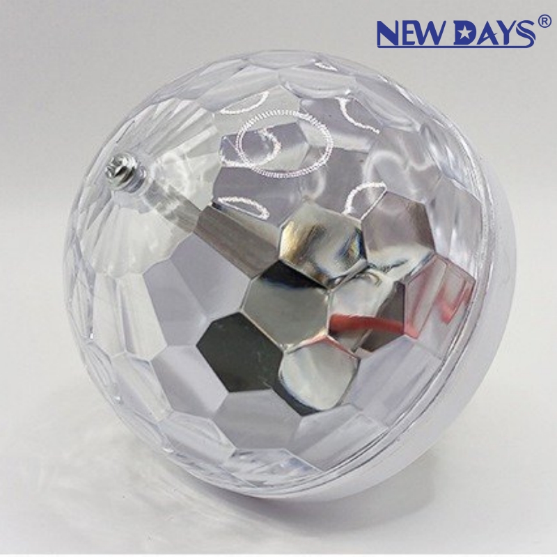 NEWDAYS brand cross border new LED blanco creativo color rotary stage light home flash color cambio de color luces de atmósfera decoración de vacaciones cristal bola mágica luz Application Scenario
