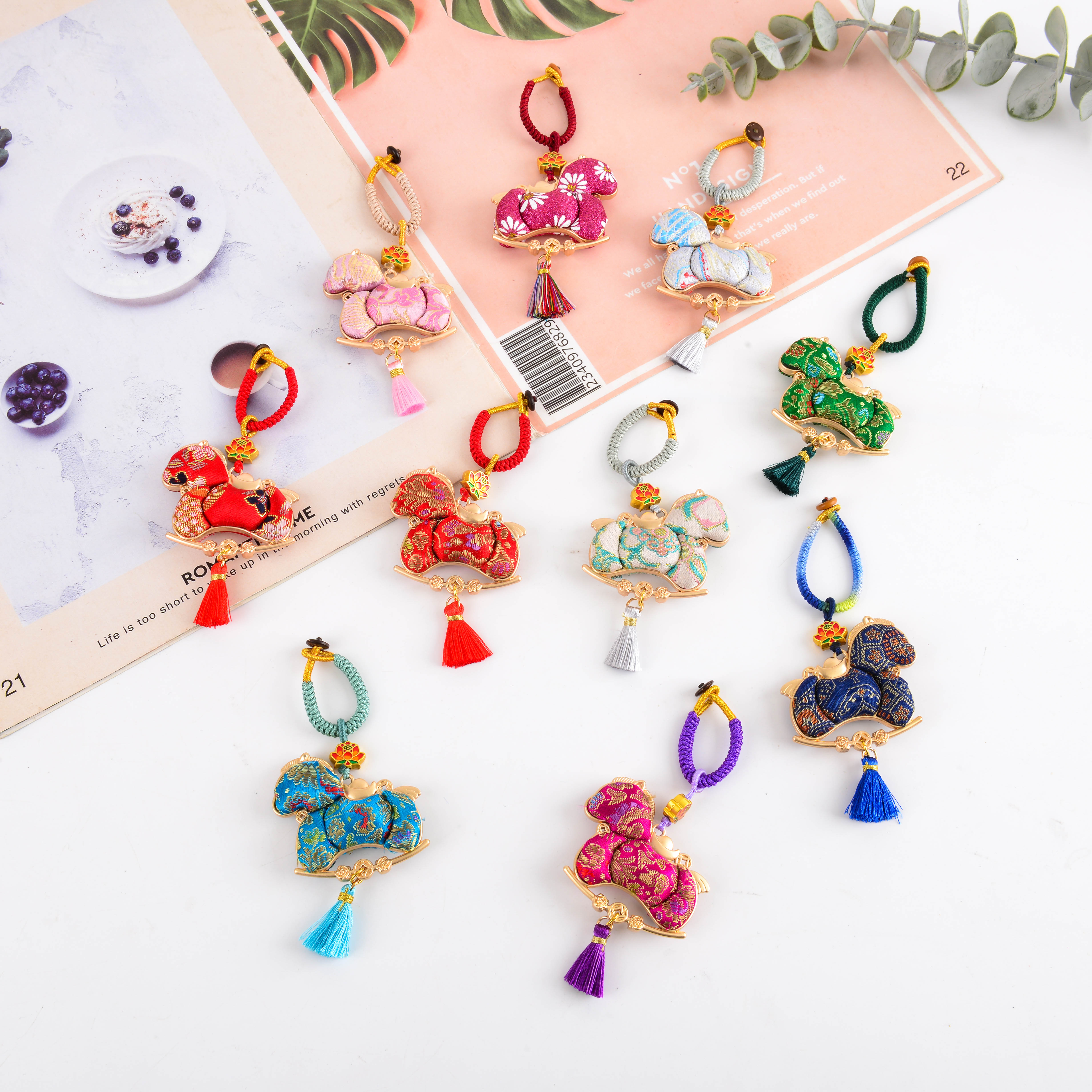 马年国风新中式非遗宋锦小须挂扣车挂挂包挂钥匙挂礼物，一个起批。