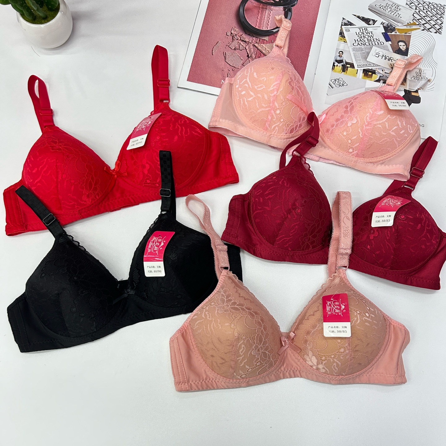 383# Export to the Middle East and Africa women's large-sized bras, comfortable, gathering, sexy and interesting bras, lift bras with underwire, underwear QNI full figure