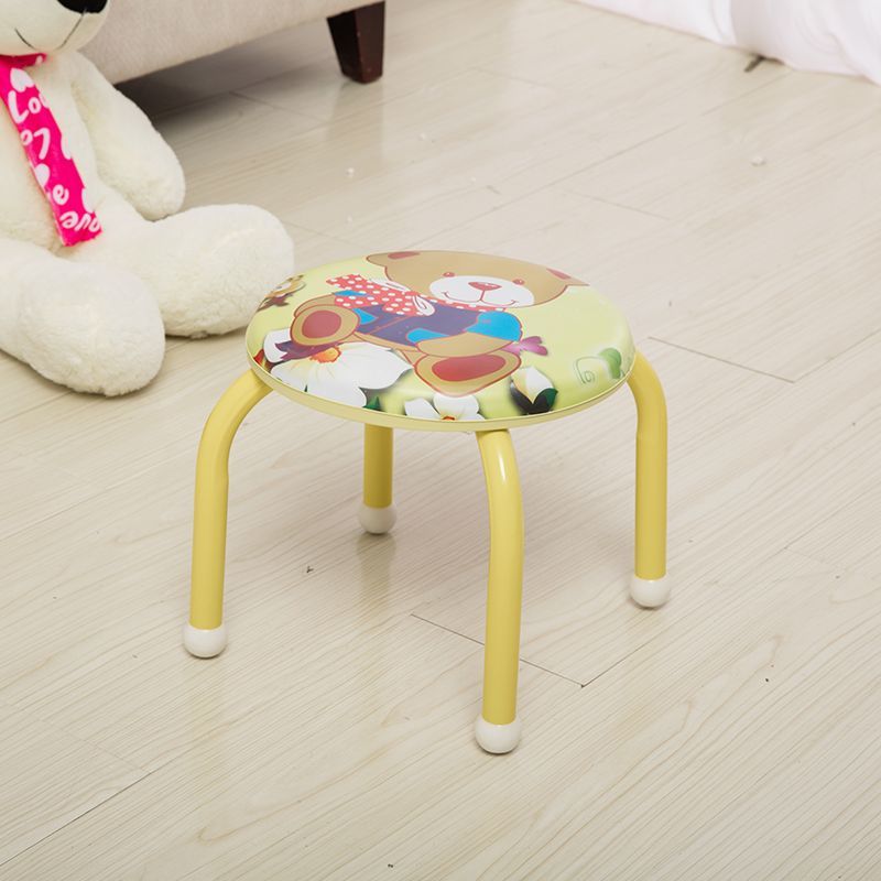 Durable leather-covered small chairs, baby foot-washing chairs, kindergarten stools, calling stools, and fun cartoon products sold directly by the manufacturer Application Scenario