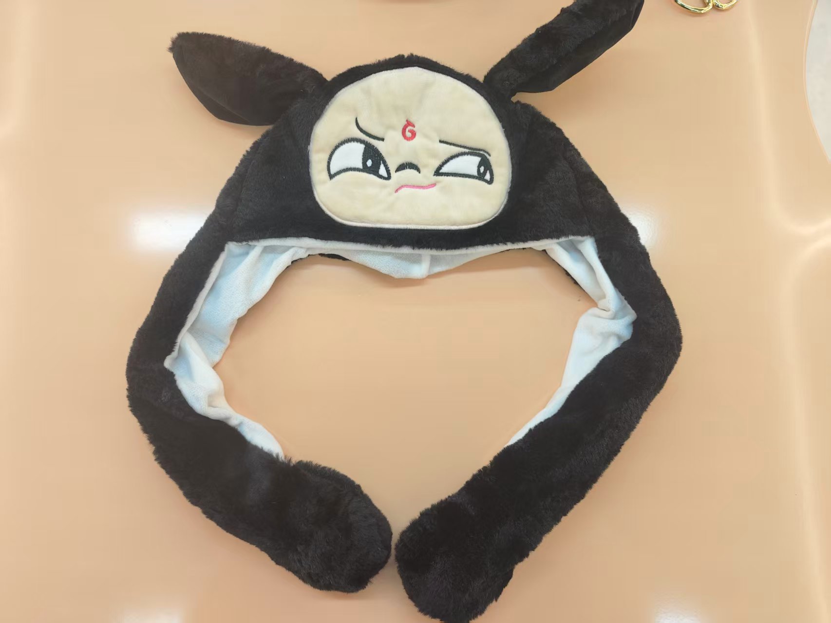 毛绒玩具/毛绒玩具挂件/红色小马/卡通挂毛绒件/情趣细节图