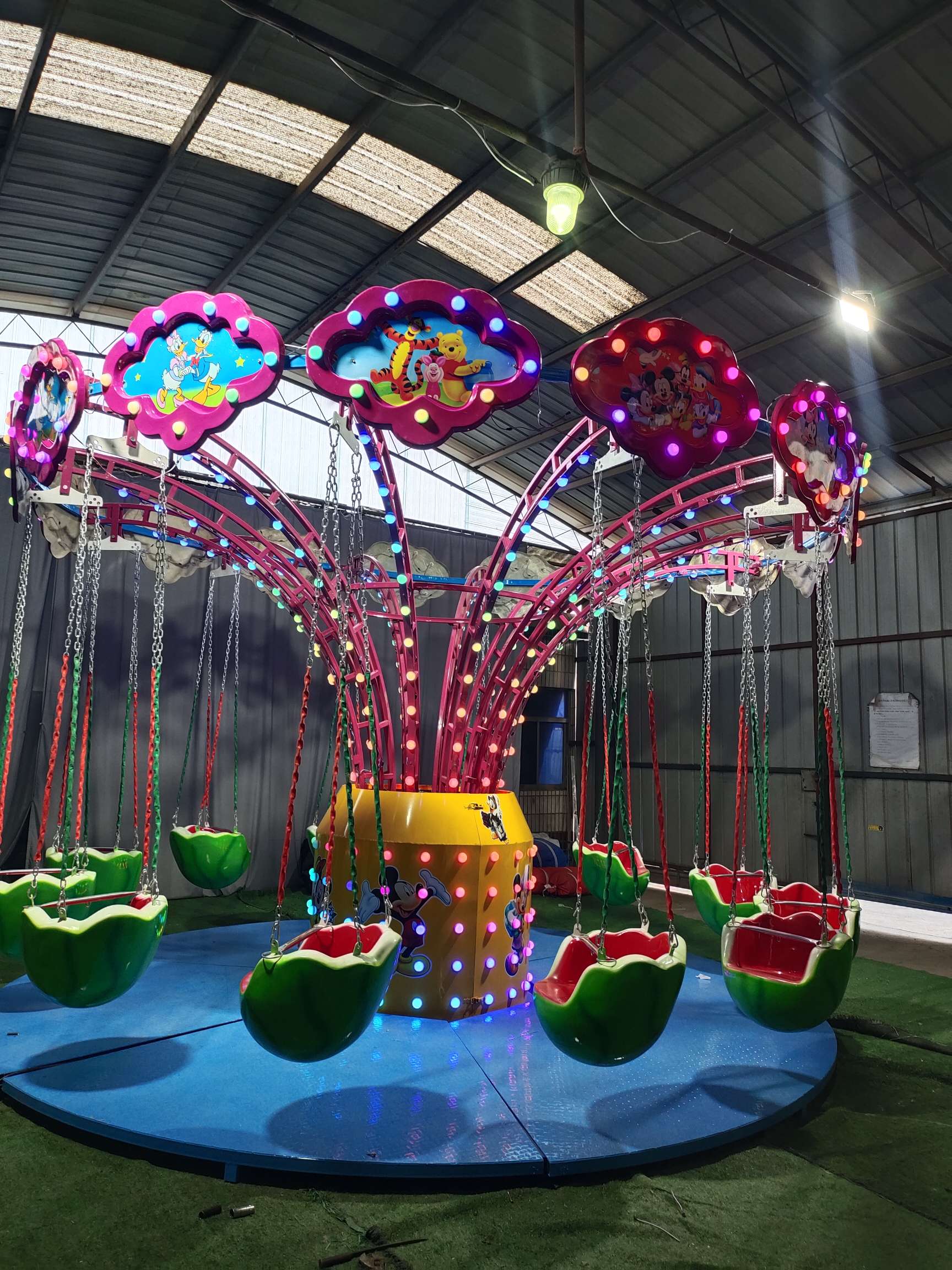 Factory direct sales of swing machines, rocking horses, square car machines, game machines, claw machines, 12-seat watermelon swivel chairs, outdoor sports and entertainment facilities, swivel chairs, children and adults' leisure and entertainment outdoor play equipment