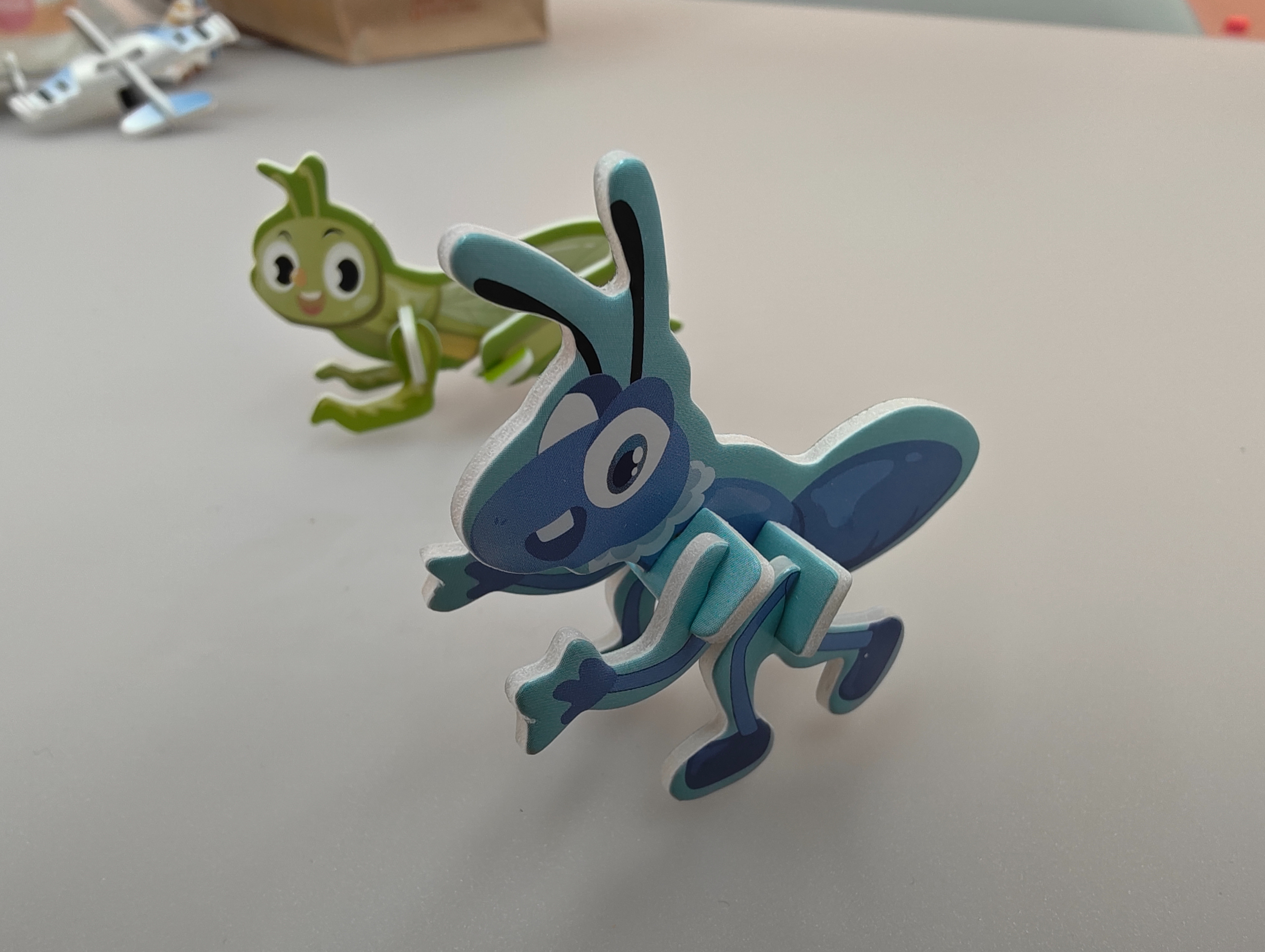 Cartoon insect puzzle toy, bean-shaped puzzle, detachable wooden boat, children's educational toy Specification image
