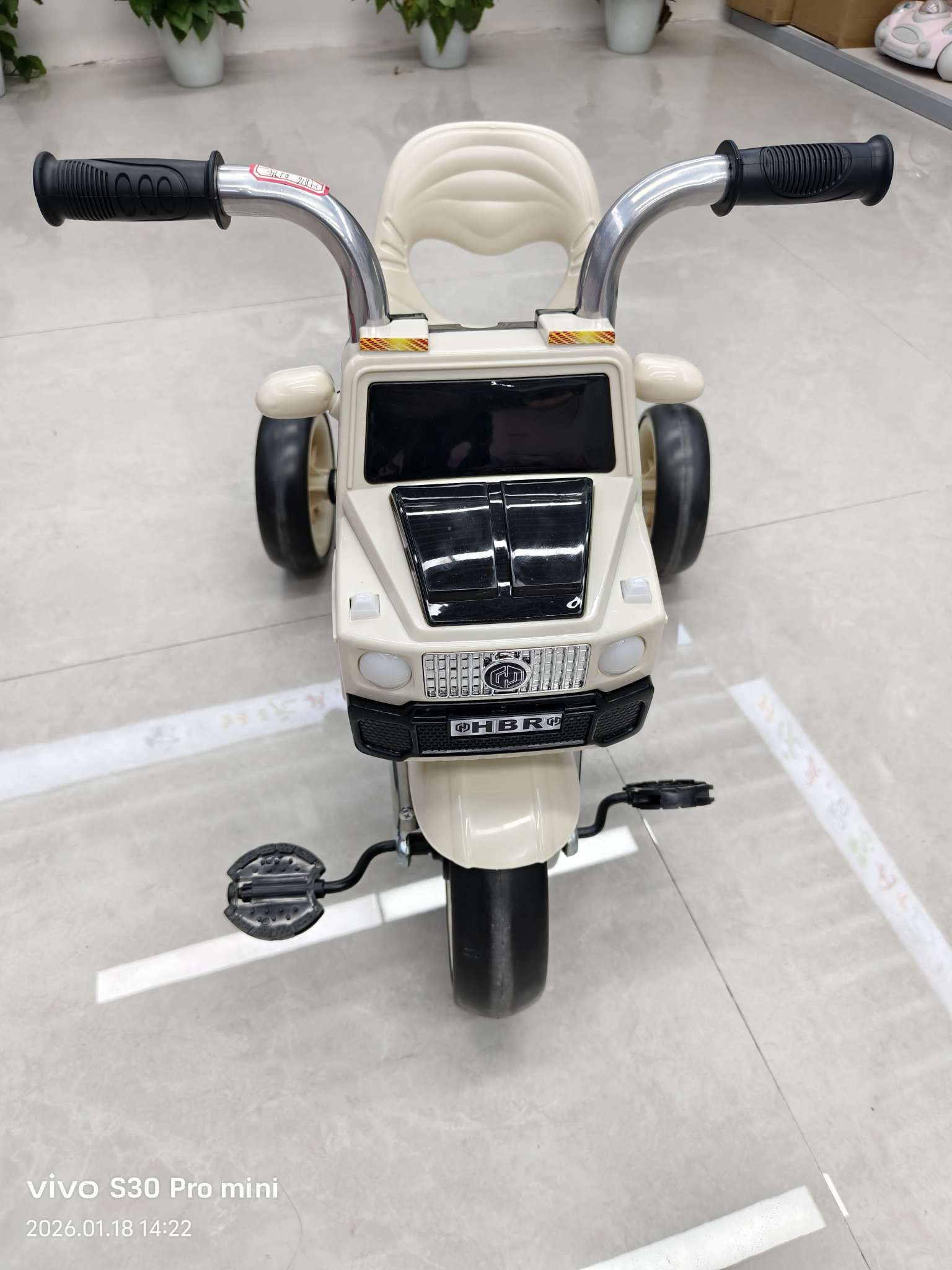 优质母婴用品童车童床背带座椅儿童推车座椅配件辅助轮儿童马桶安全舒适适用多款型号三轮车平衡车