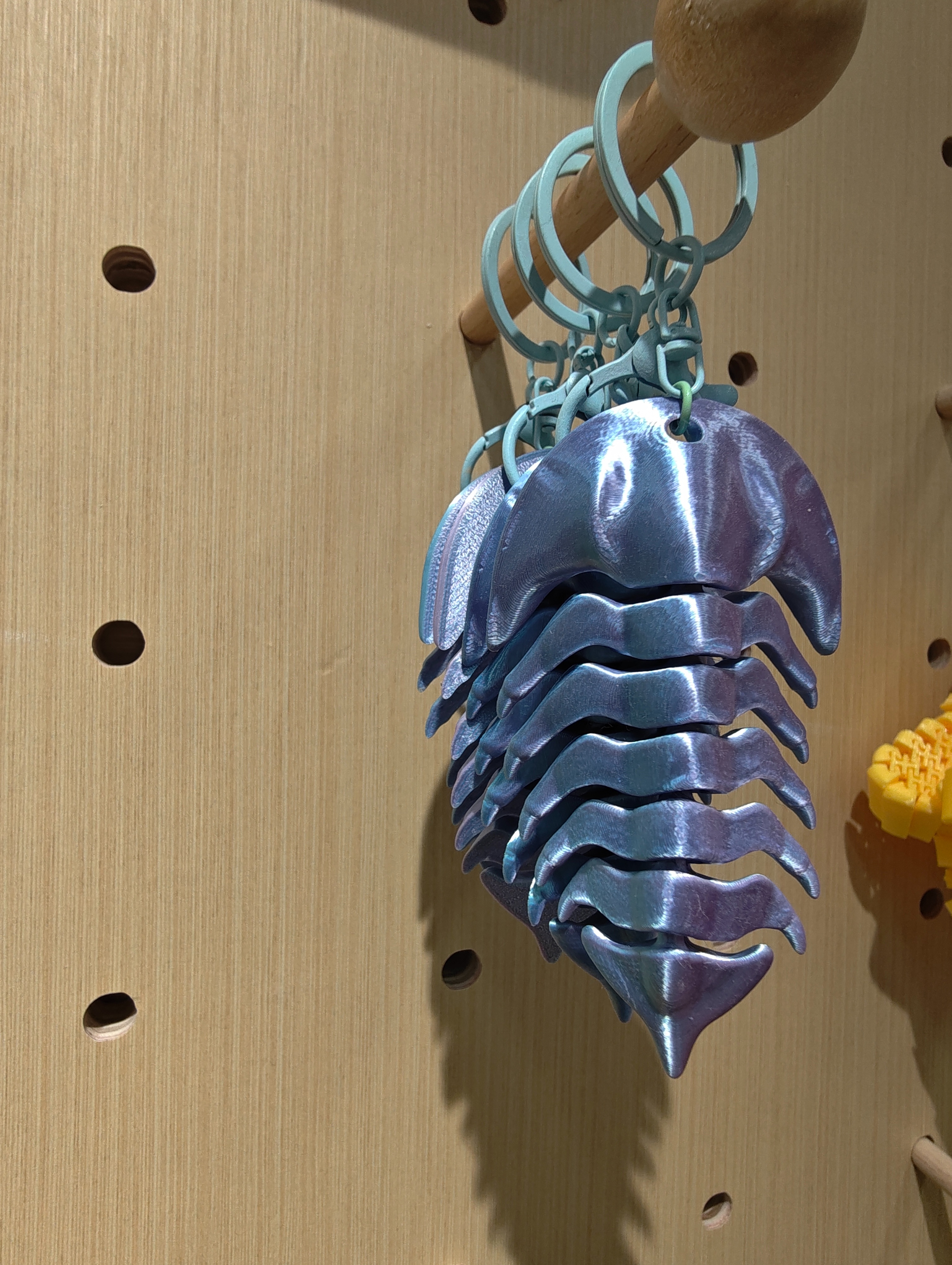 3D printed texture fashionable pendant, simple and individual trendy accessory, versatile decorative keychain