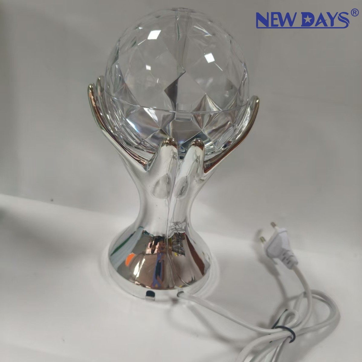 أضواء المسرح الدائرية الجديدة من طراز LED 7 RGB من طراز Newdays العابرة للحدود، والمصابيح الفلاش ذات الألوان المتغيرة، والمصابيح الكريستال الكريستال الحزبية Application Scenario