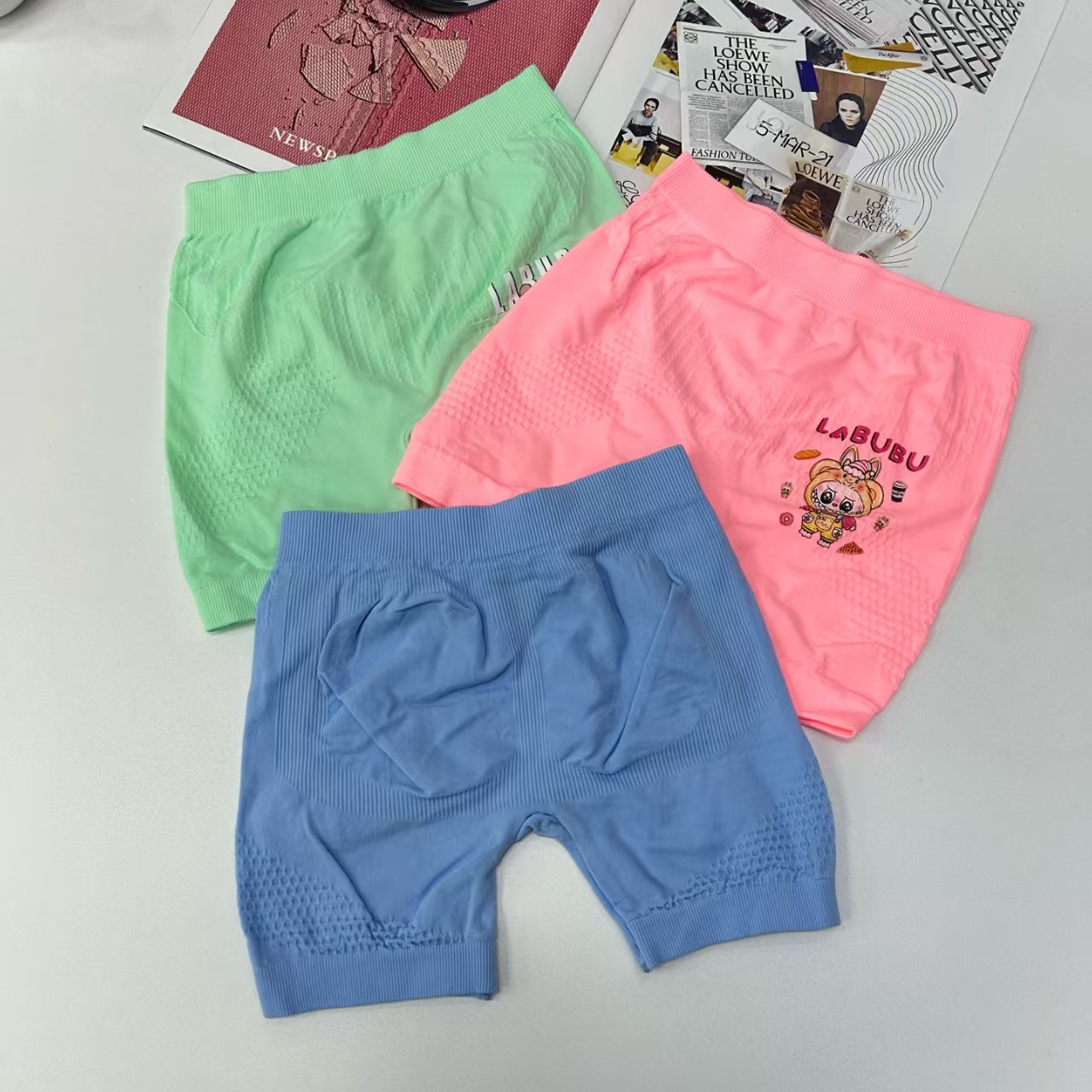 056# Children's hip-lifting leggings Cartoon Pattern Printed Children's leggings Vertical stripe waist-head elastic leggings Children's underwear QNI Specification drawing