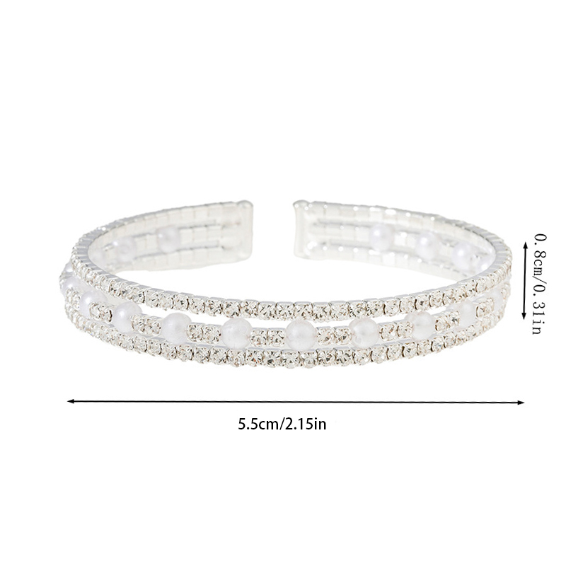 This new cross-border European and American product features a 3-row water diamond pearl elastic bracelet, which is fashionable and elegant for women. It is a diamond-encrusted jewelry for brides' weddings Item Picture