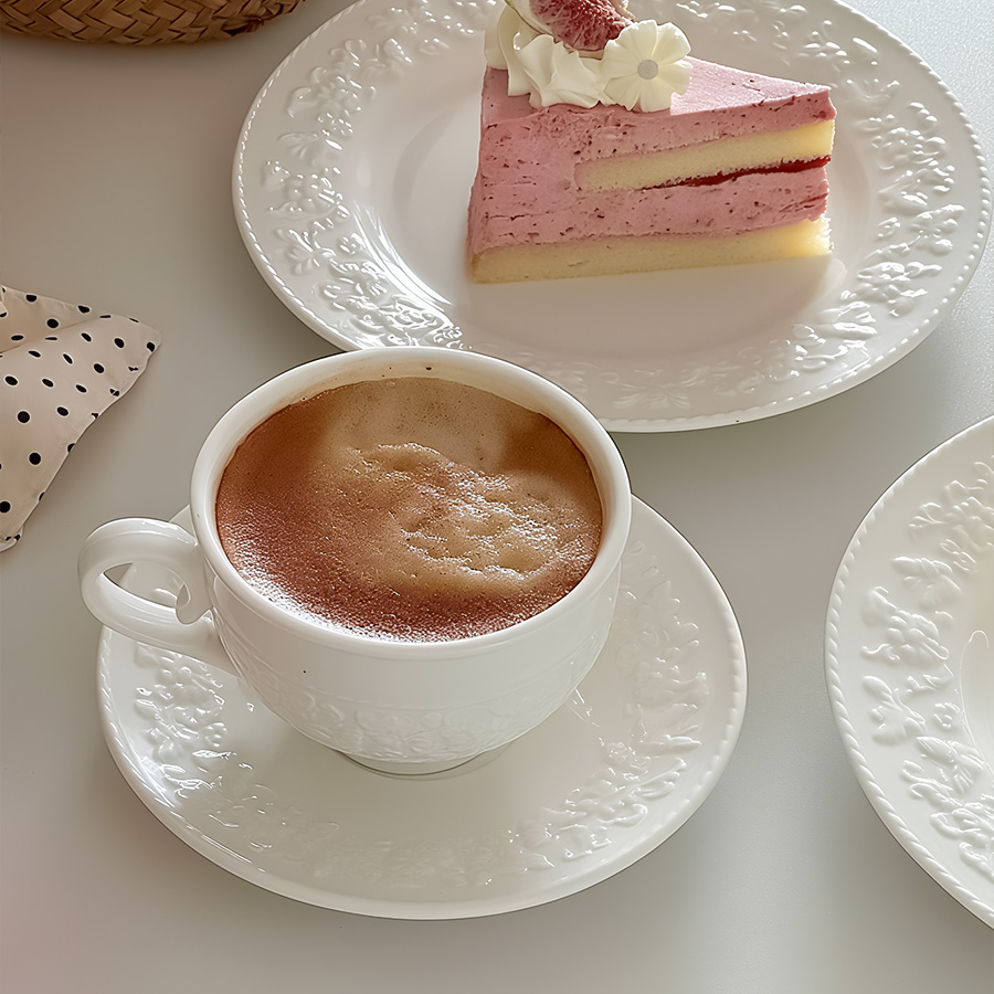 陶瓷杯蝶牛奶杯马克杯水杯茶杯三口带手柄办公室可爱高颜值复古热饮釉下彩景德镇刻花北欧风素烧轻奢民宿日式纯白色麦片繁花防尘女详情图5