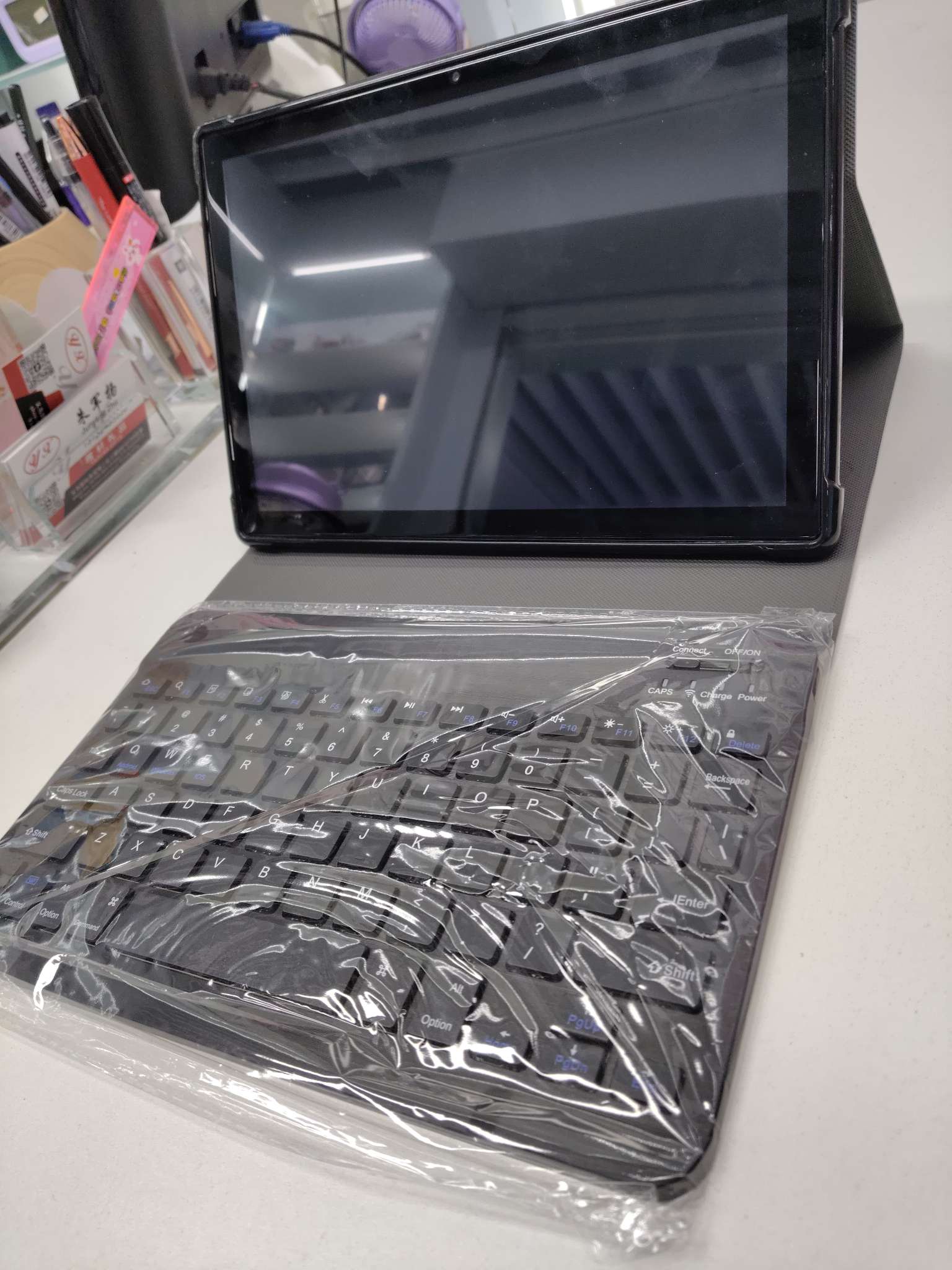 【数码电脑】高清轻薄便携笔记本电脑 8GB内存 256GB固态存储适用办公学习  
【数码产品】多功能数码相机高清旅游拍