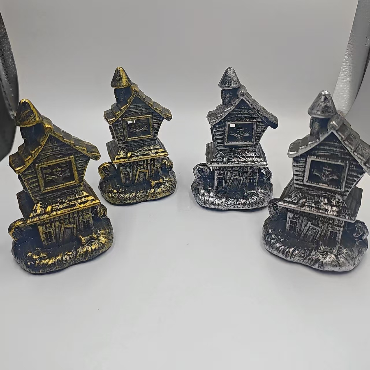 新款万圣节发光鬼屋