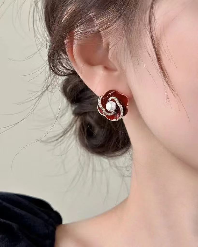 新款上新气质爆款来袭鸢尾花系列珍珠项链珍珠项链详情图3