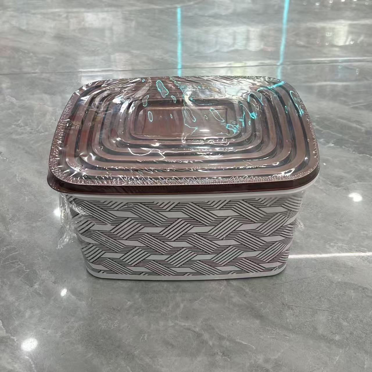 علبة الوجبات ذات الجودة الغذائية يمكن أن تحتوي على علبة سدادات للفواكه والخضر في مطبخ بارد ومسخن بالموجات الدقيقة Item Picture