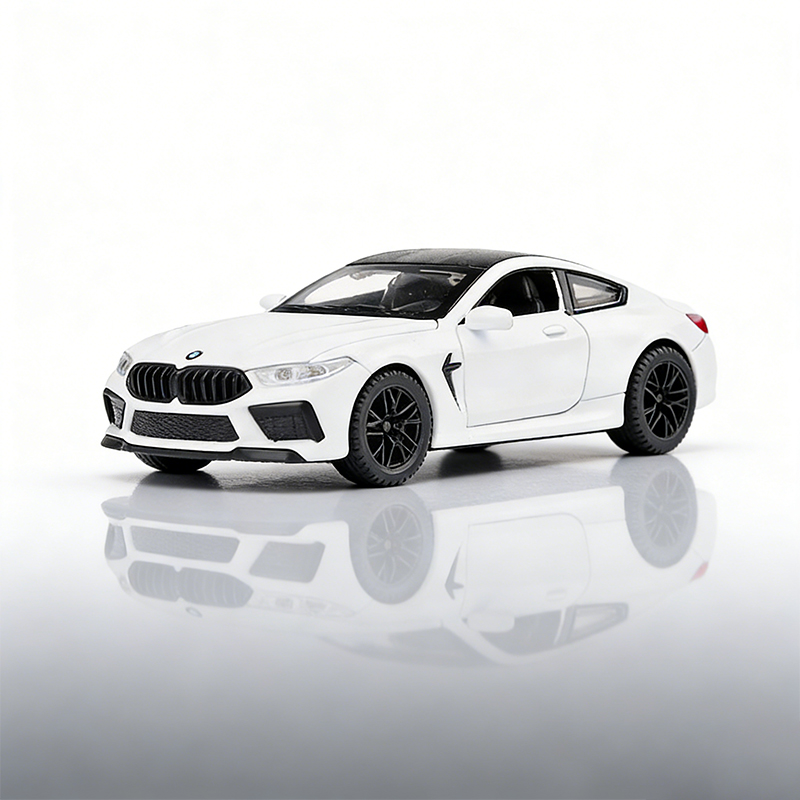 1:32 BMW M8 alloy car model toy car, small car model, children's toy car model, collectible display item, alloy material Item Picture
